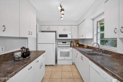 5103 Taylor Avenue, Port Orange FL - photo 17 of 38