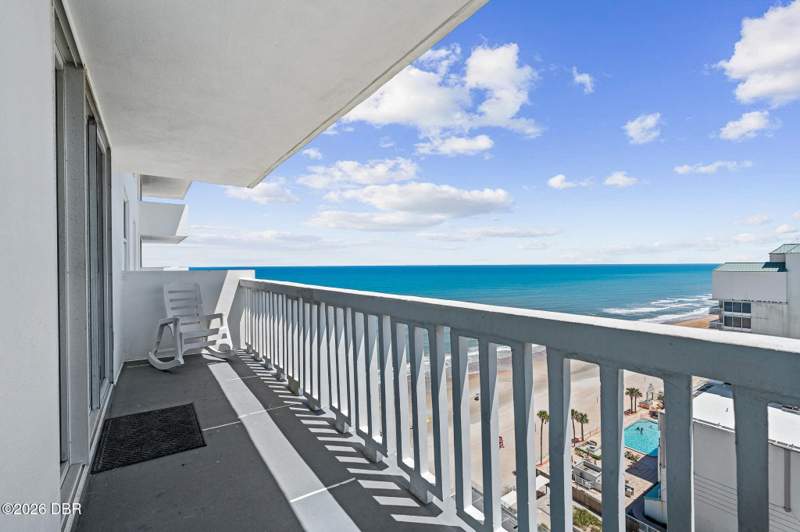 1 bedroom Condominium at 2800 N Atlantic Avenue #1612, Towers, Daytona Beach — photo 4