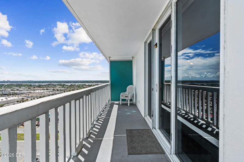 1 bedroom Condominium at 2800 N Atlantic Avenue #1612, Towers, Daytona Beach — photo 5