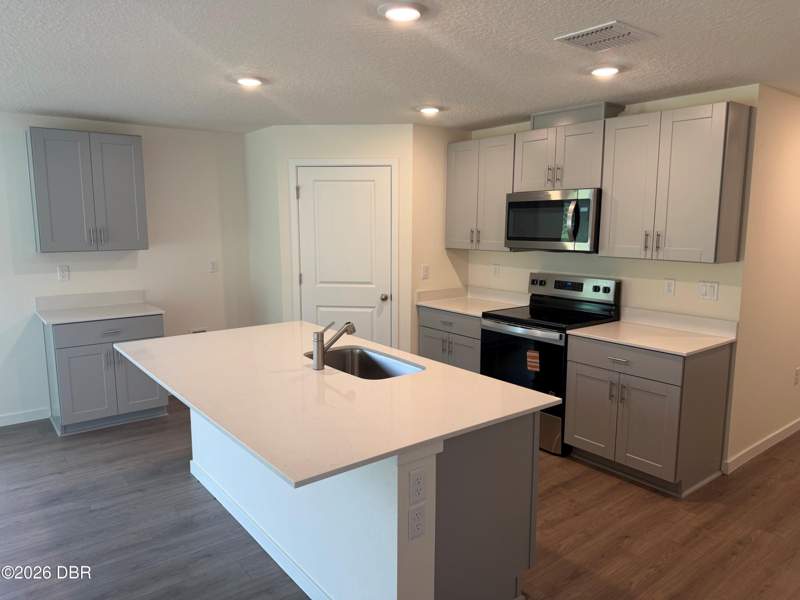 5 bedroom Single Family Residence at 1480 Morning Walk Drive, Fountain View, Ormond Beach — photo 3