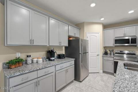 123 Oceans Circle, Daytona Beach Shores FL - photo 9 of 38