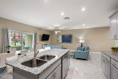 123 Oceans Circle, Daytona Beach Shores FL - photo 10 of 38