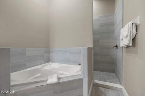 123 Oceans Circle, Daytona Beach Shores FL - photo 23 of 38