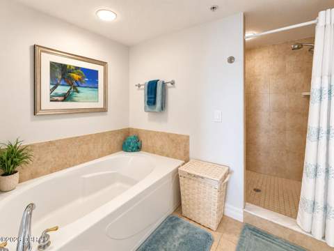 2071 S Atlantic Avenue #1105, Daytona Beach Shores FL - photo 19 of 38