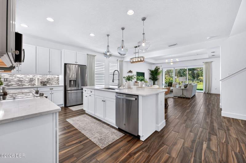 5 bedroom Single Family Residence at 6226 W Fallsgrove Lane, Woodhaven, Port Orange — photo 5