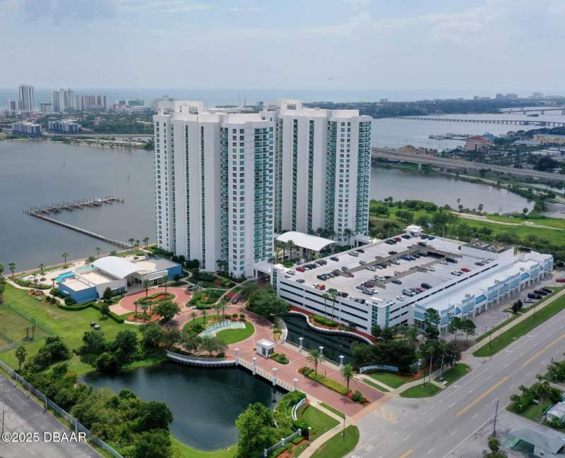 2 bedroom Condominium at 231 Riverside Drive #304-1, Marina Grande On The Halifax, Holly Hill — photo 4