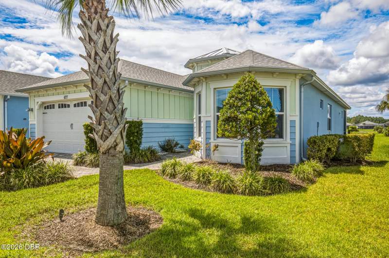 3 bedroom Single Family Residence at 677 Landshark Boulevard, Latitude, Daytona Beach — photo 2