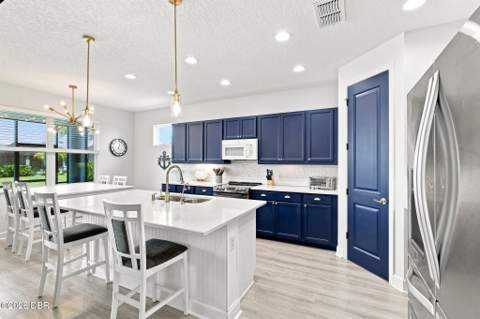 677 Landshark Boulevard, Daytona Beach FL - photo 10 of 80