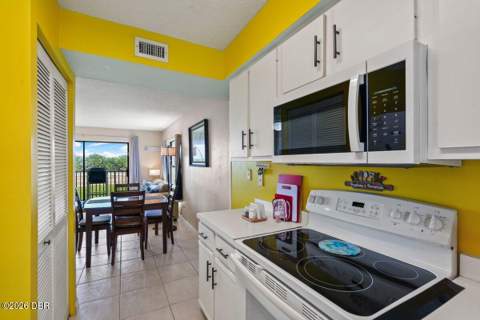 3170 Ocean Shore Boulevard #101, Ormond Beach FL - photo 13 of 29