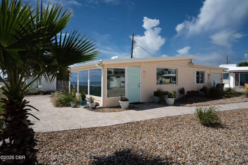 2 bedroom Single Family Residence at 10 Ocean Edge Drive, Obyrne, Ormond Beach — photo 5