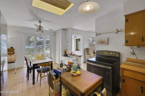 410 Acacia Circle, Port Orange FL - photo 13 of 49