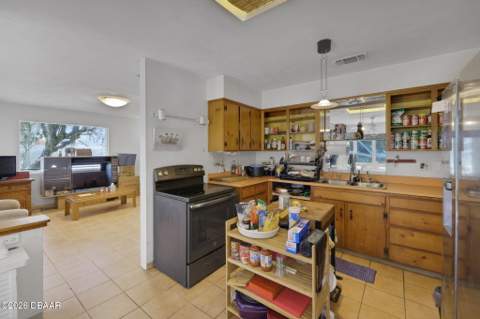 410 Acacia Circle, Port Orange FL - photo 14 of 49