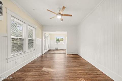 224 Kingston Avenue, Daytona Beach FL - photo 10 of 37