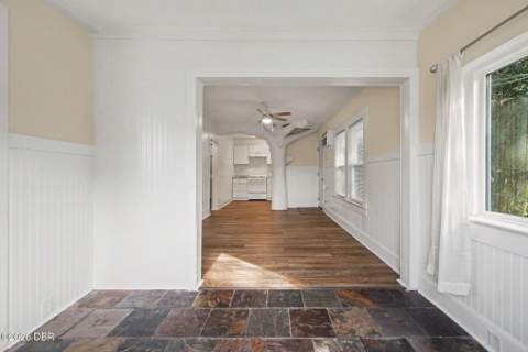 224 Kingston Avenue, Daytona Beach FL - photo 17 of 37