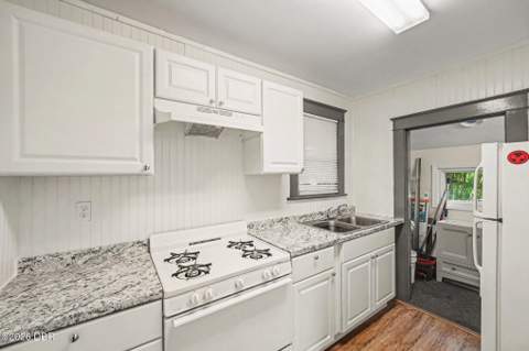 224 Kingston Avenue, Daytona Beach FL - photo 22 of 37