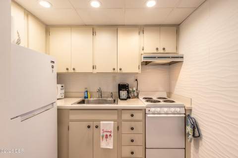 1575 Ocean Shore Boulevard #504, Ormond Beach FL - photo 9 of 40