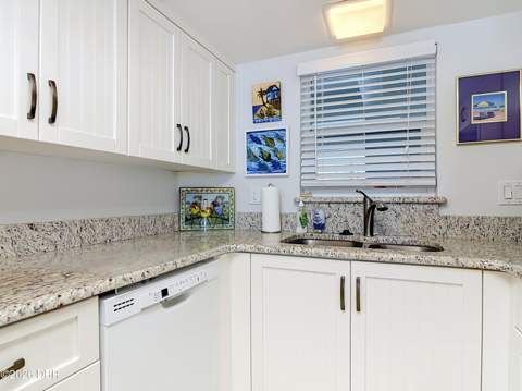 2626 S Atlantic Avenue #506, Daytona Beach Shores FL - photo 11 of 47