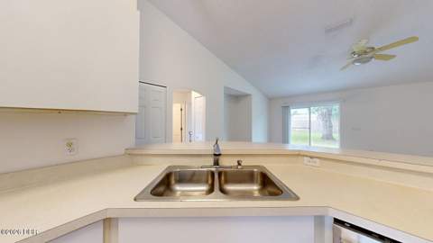 14 Fernmill Lane, Palm Coast FL - photo 9 of 30