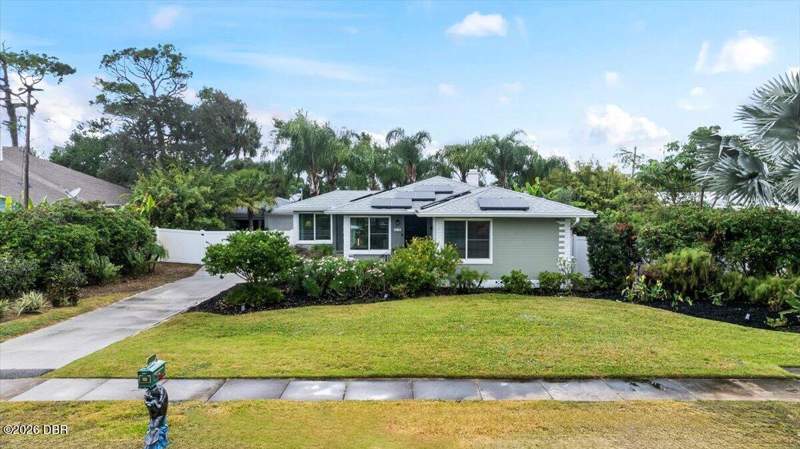 2 bedroom Single Family Residence at 213 Boylston Avenue, Ortona, Daytona Beach — photo 5