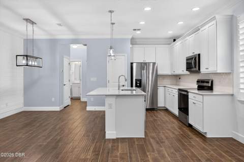 361 Parrot Lane, Daytona Beach FL - photo 9 of 61
