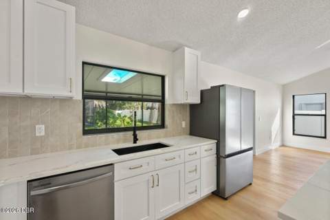 1392 Surrey Park Drive, Port Orange FL - photo 8 of 29