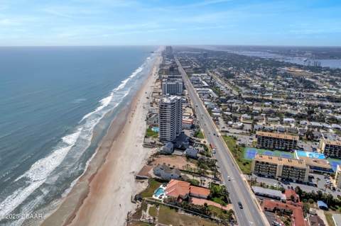 1420 N Atlantic Avenue #603, Daytona Beach FL - photo 9 of 31