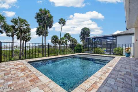 31 S Riverwalk Drive, Palm Coast FL - photo 6 of 78