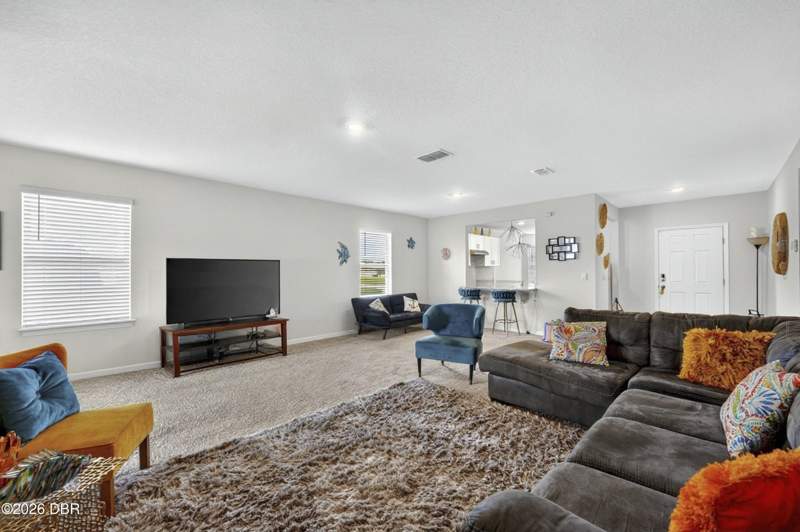 3 bedroom Single Family Residence at 2002 Glenbrooke Road, Edgewater, Edgewater — photo 3