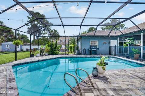 16 Cherrytree Court, Palm Coast FL - photo 8 of 72