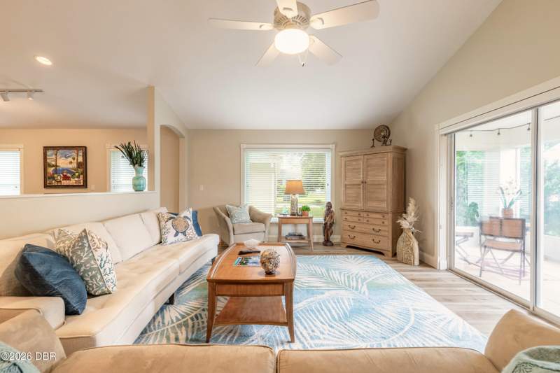 3 bedroom Single Family Residence at 682 Middlebury Loop, New Smyrna Beach, New Smyrna Beach — photo 3