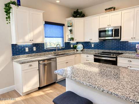 559 Venetian Palms Boulevard, New Smyrna Beach FL - photo 10 of 34