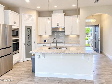 225 Venetian Palms Boulevard, New Smyrna Beach FL - photo 9 of 38