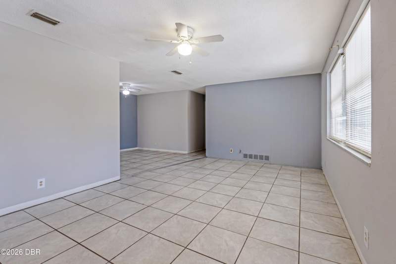 4 bedroom Single Family Residence at 2512 Florida Boulevard, Beulah Manor, South Daytona — photo 5