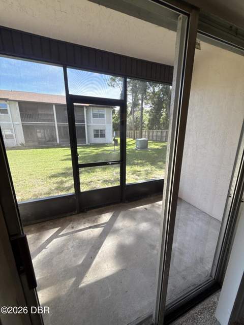 417 Banana Cay Drive #F, South Daytona FL - photo 13 of 21