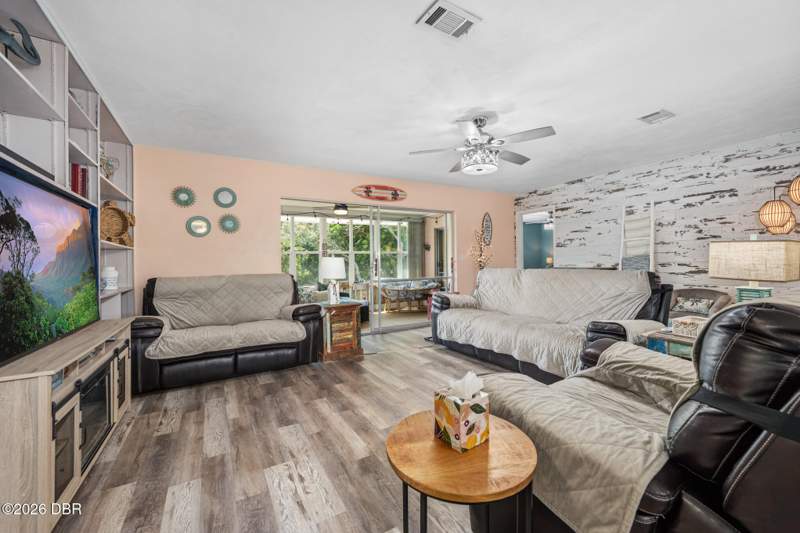 3 bedroom Single Family Residence at 2828 Ridge Road, River Ridge Estates, Daytona Beach — photo 4