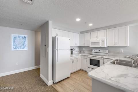 350 N Atlantic Avenue #2126, Daytona Beach FL - photo 12 of 101