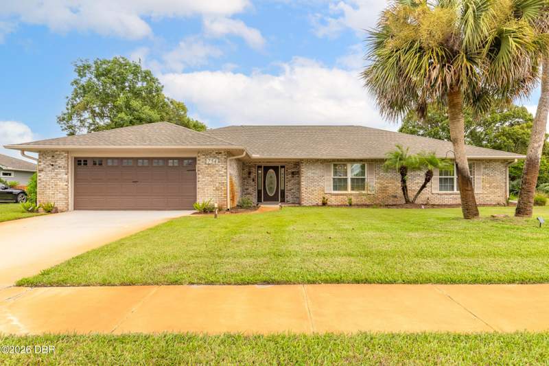 3 bedroom Single Family Residence at 754 Pelican Bay Drive, Pelican Bay, Daytona Beach — photo 1