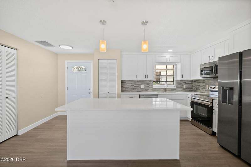 3 bedroom Single Family Residence at 977 Whiporwill Drive, Hamlet, Port Orange — photo 2