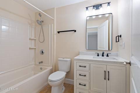 684 Aldenham Lane, Ormond Beach FL - photo 16 of 64