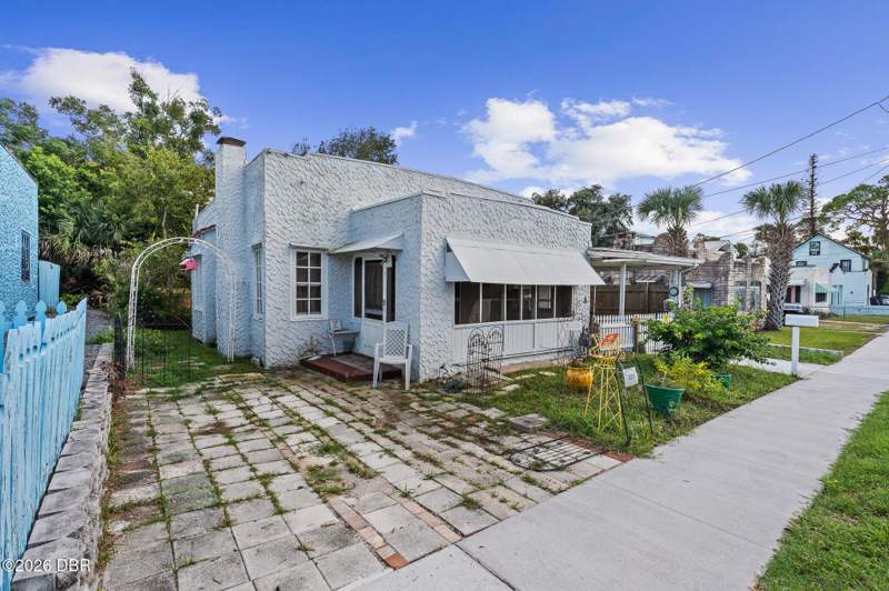 2 bedroom Single Family Residence at 321 Cottrill Street, Not In Subdivision, Daytona Beach — photo 3
