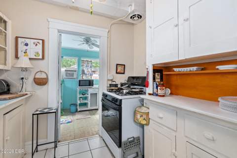 321 Cottrill Street, Daytona Beach FL - photo 13 of 50