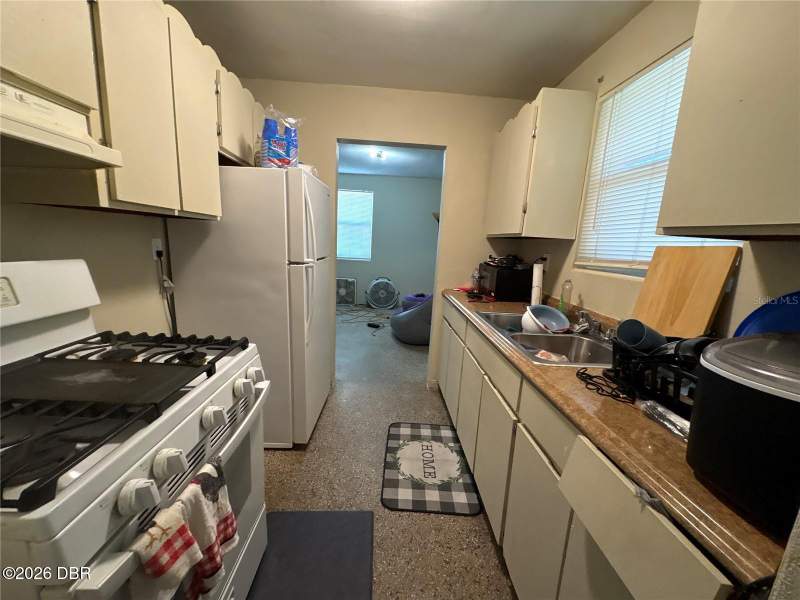 2 bedroom Single Family Residence at 532 S Caroline Street, Not In Subdivision, Daytona Beach — photo 4