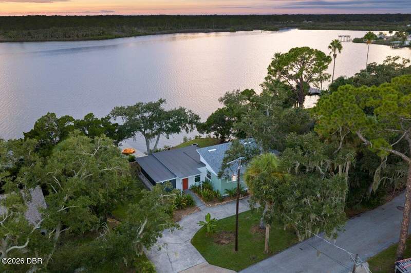1 bedroom Single Family Residence at 5528 W Bayshore Drive, Harbor Oaks, Port Orange — photo 3