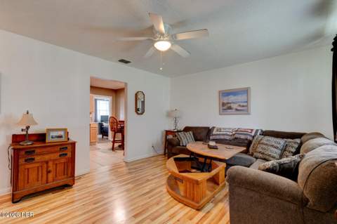 142 Center Street, Daytona Beach FL - photo 6 of 21