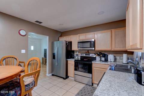 142 Center Street, Daytona Beach FL - photo 8 of 21