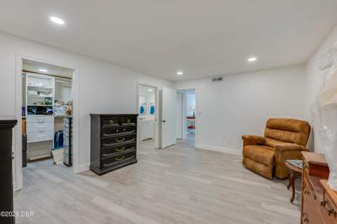 915 Ocean Shore Boulevard, Ormond Beach FL - photo 7 of 37