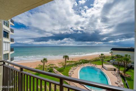 915 Ocean Shore Boulevard, Ormond Beach FL - photo 10 of 37