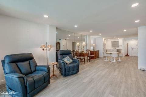 915 Ocean Shore Boulevard, Ormond Beach FL - photo 13 of 37