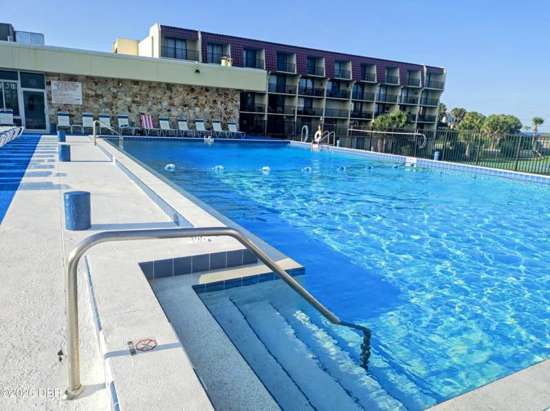 1 bedroom Condominium at 1441 N Atlantic Avenue #213, Vantage Pointe Pool & Racquet Club, Daytona Beach — photo 1