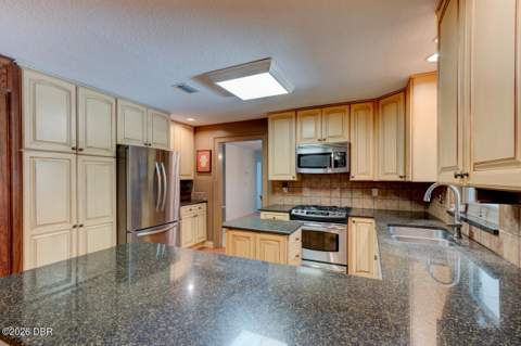 1525 Harmony Avenue, Ormond Beach FL - photo 19 of 34